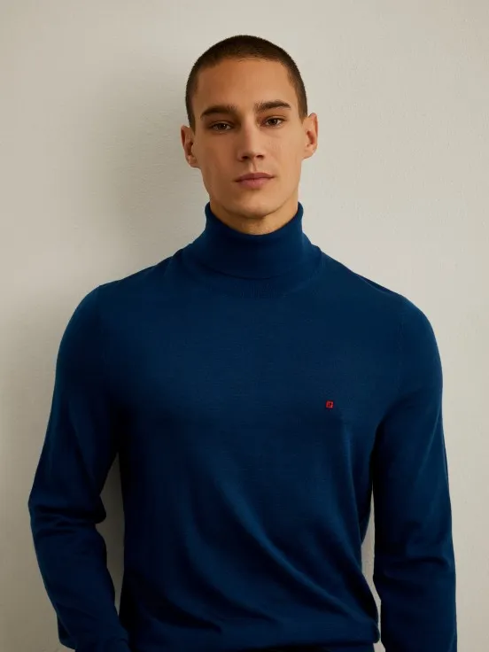 100% wool turtleneck sweater