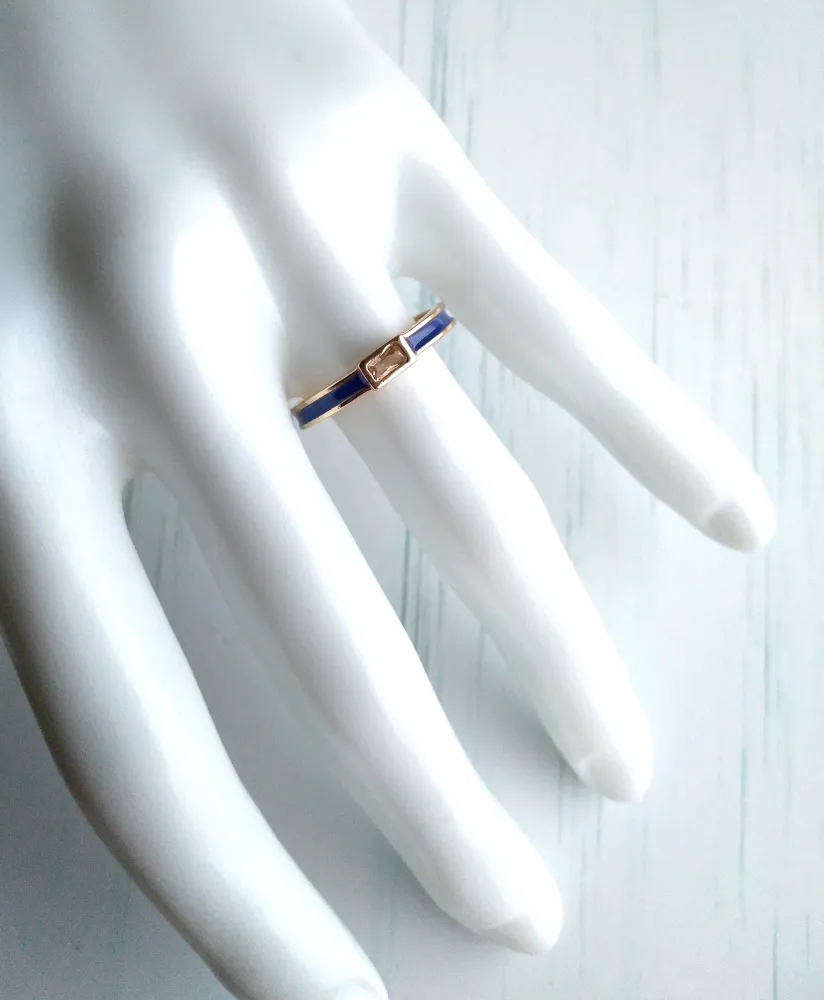 Bandeau Enamel Bypass Rings