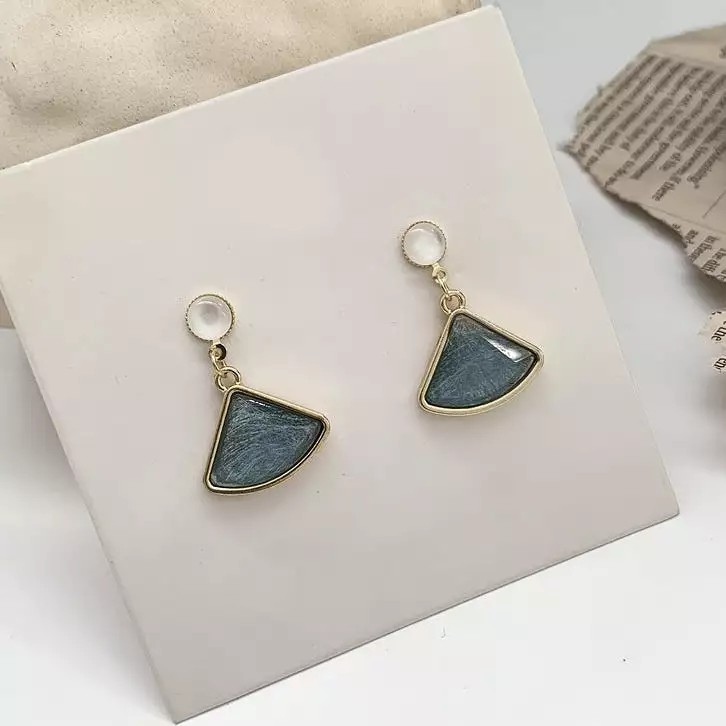 Blue Bling Triangle Cubic Drop Earrings Gifts Korean Jewelry Womens Accessories Luxury Fashion Dating Party Clubber Elegant Wedd