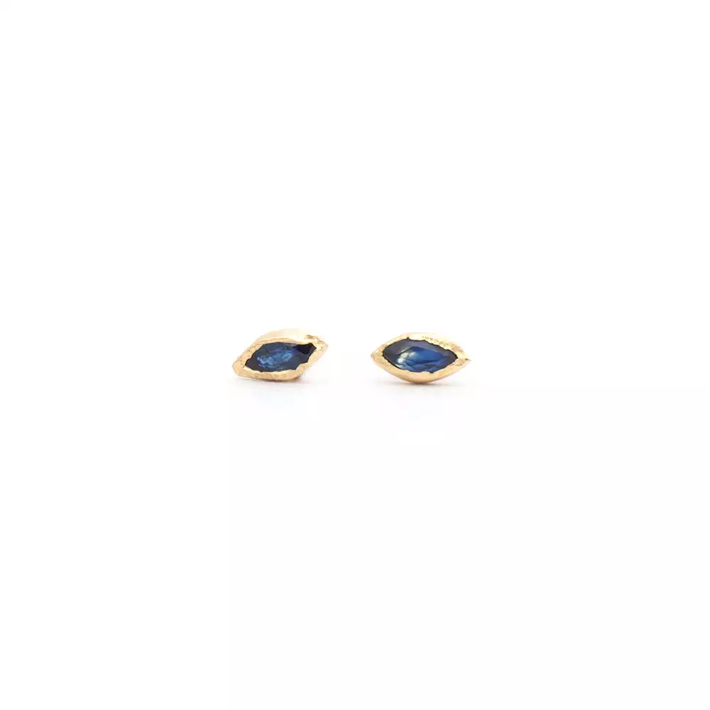 Bud Sapphire Earrings