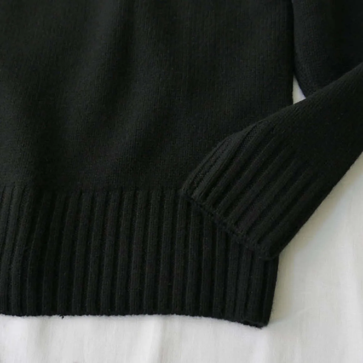 Cashmere Turtleneck Sweater - Black