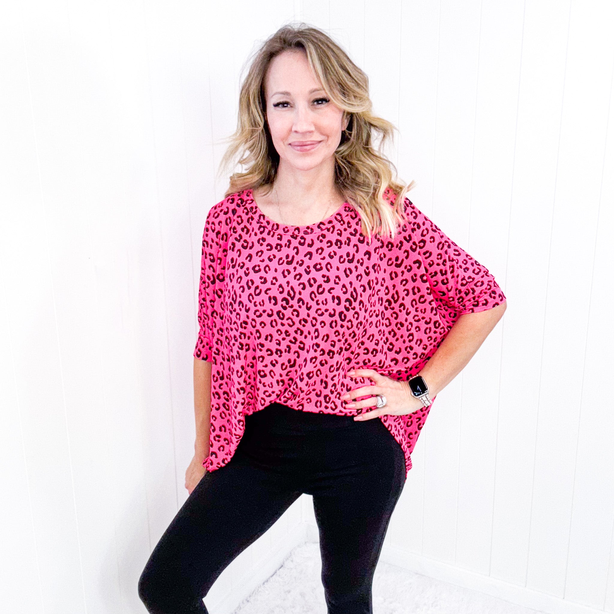 Dear Scarlett Essential Blouse in Hot Pink Leopard