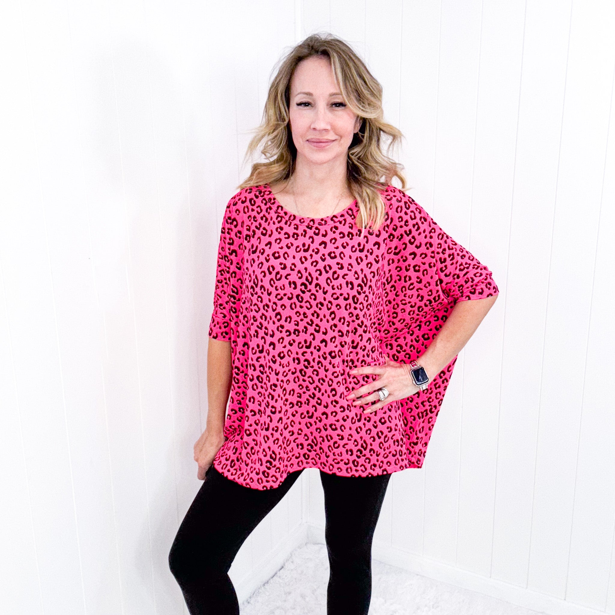 Dear Scarlett Essential Blouse in Hot Pink Leopard