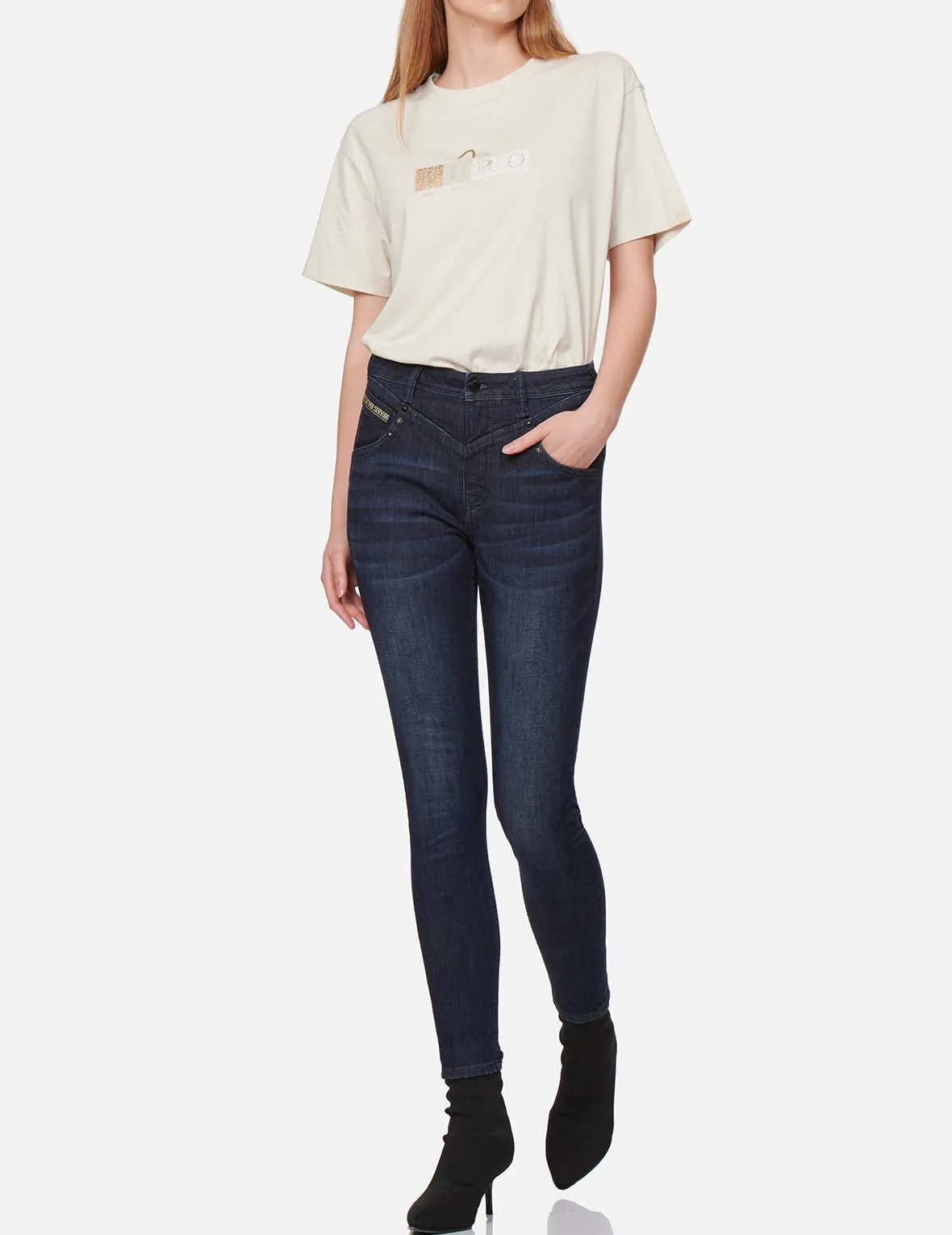 Seagull Embroidered Skinny Jeans