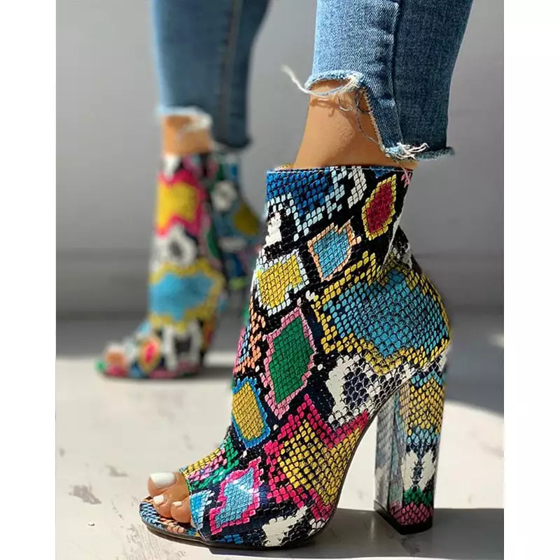 Serpentine Zipper High Heels Platform Booties