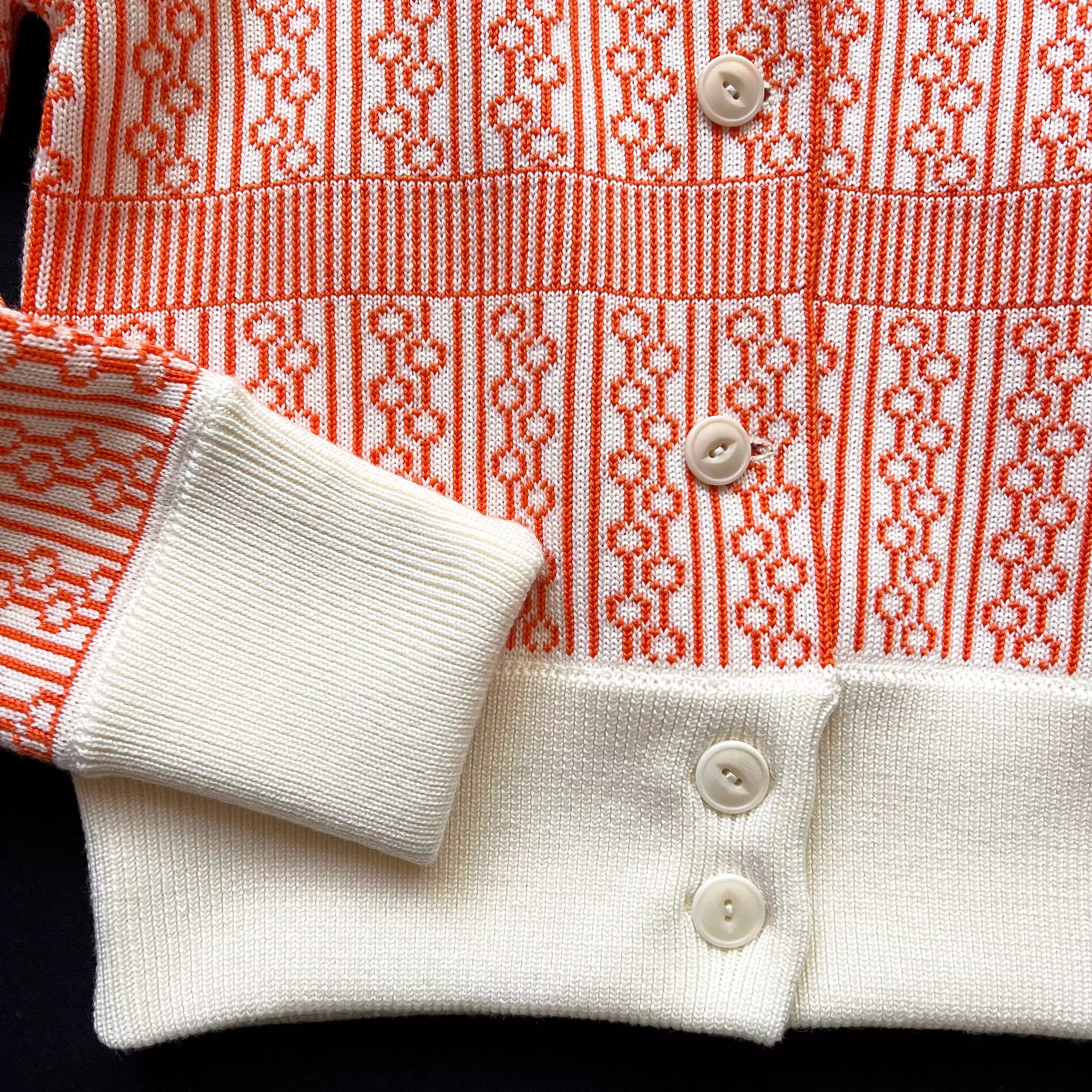 The Aviemore Ladies' cardigan Cream & Orange