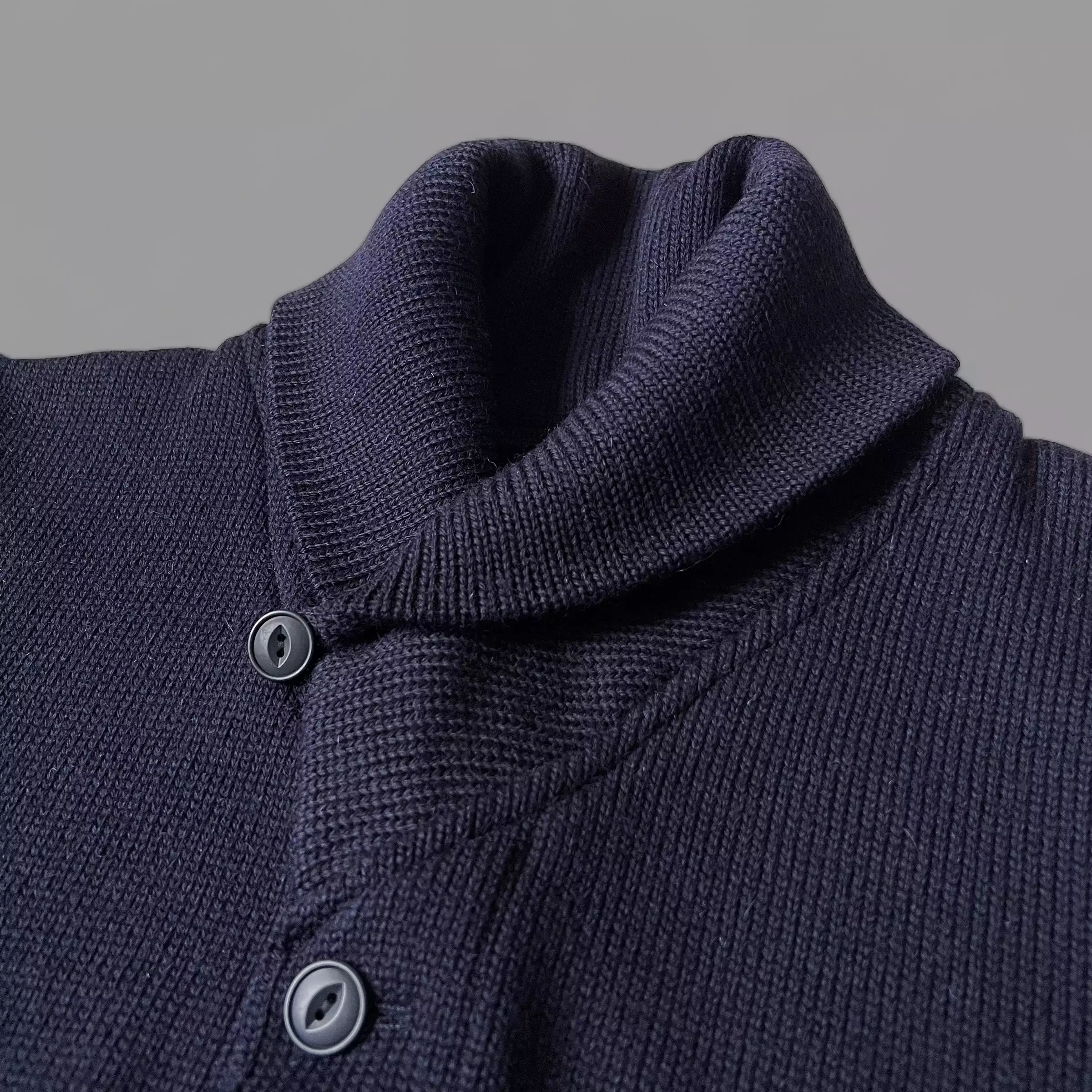 THE NEW VOYAGER CARDIGAN - NAVY BLUE