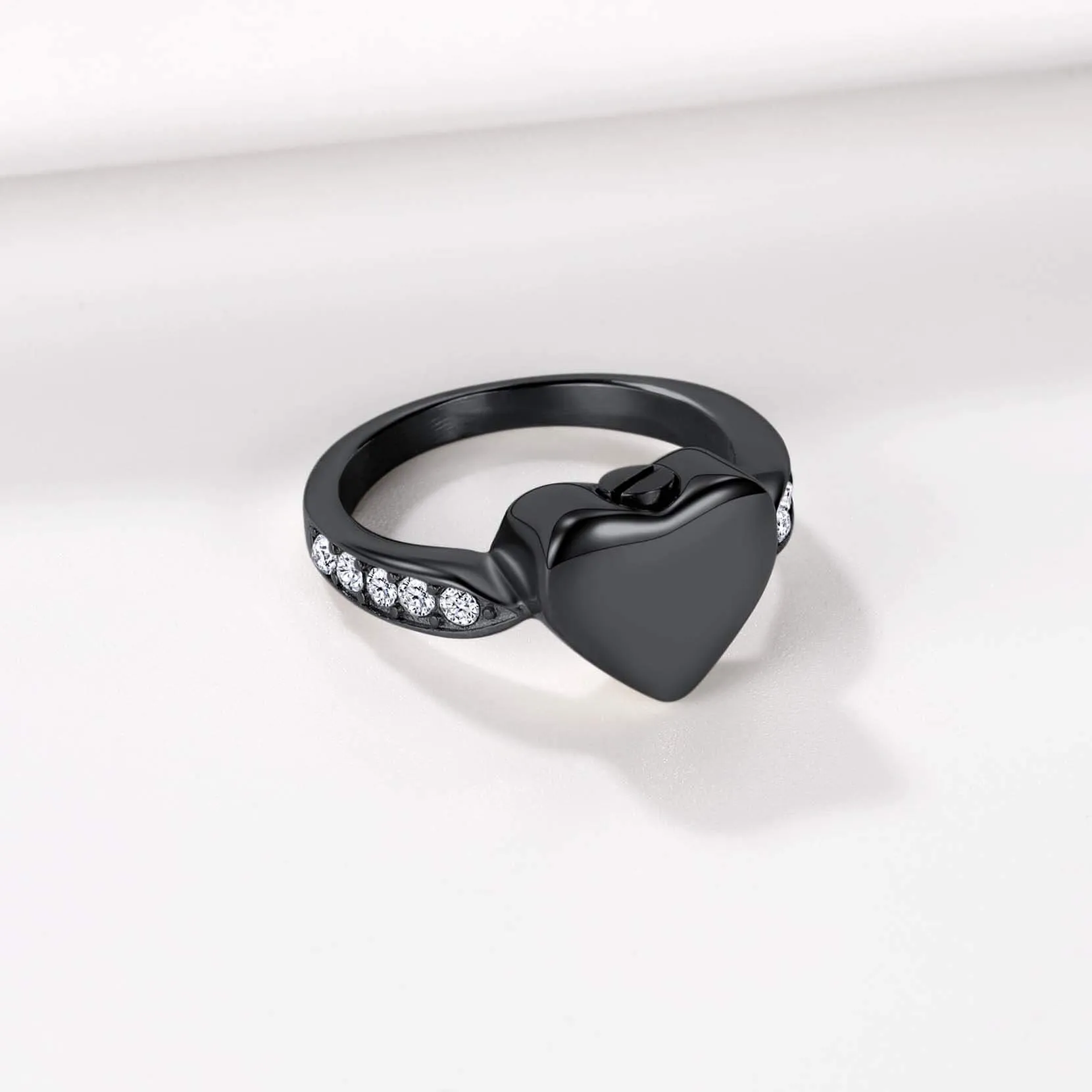 U7 Jewelry Cremation Rings For Ashes Heart CZ Rings